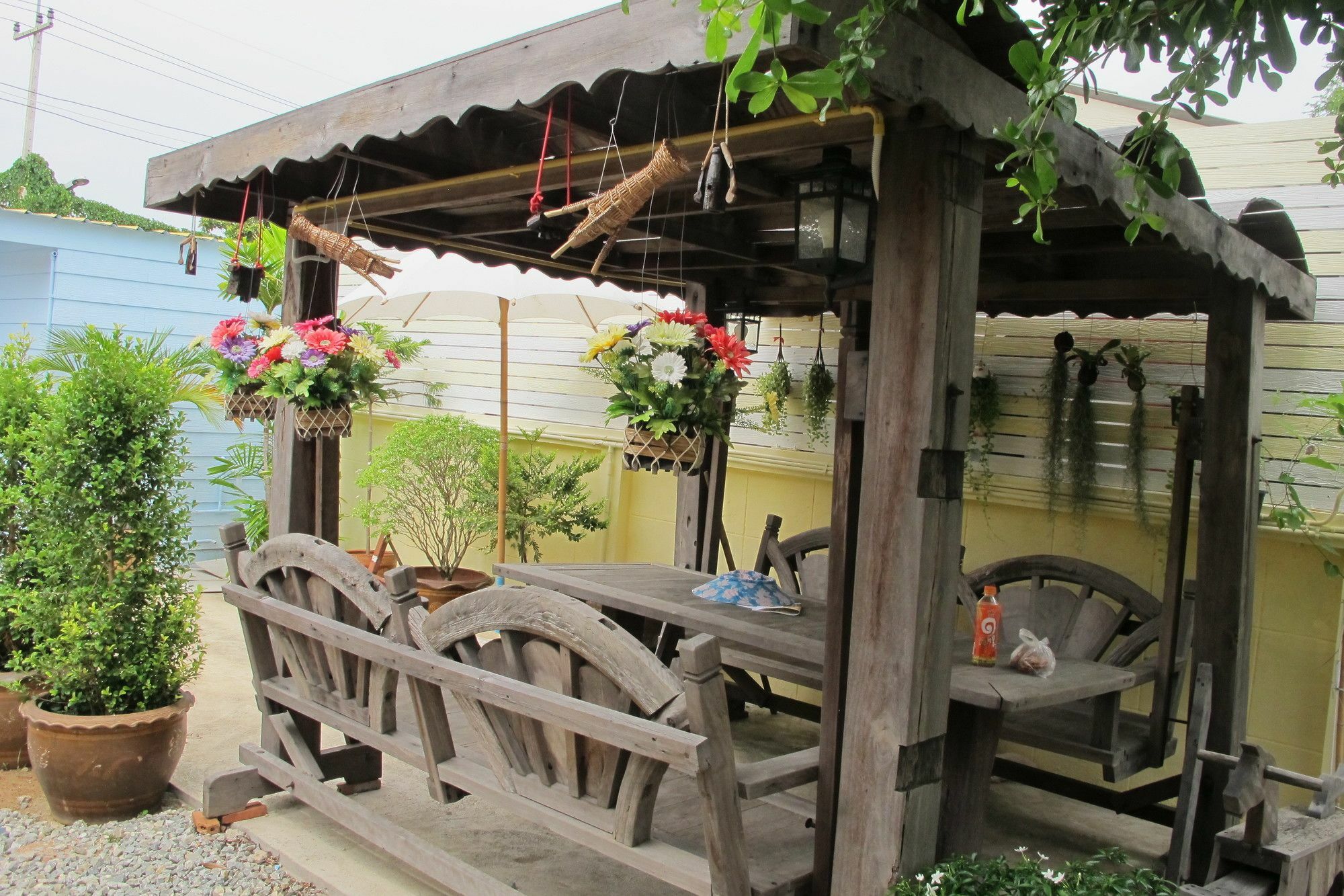 Thippawan Bungalow シーチャン島 エクステリア 写真
