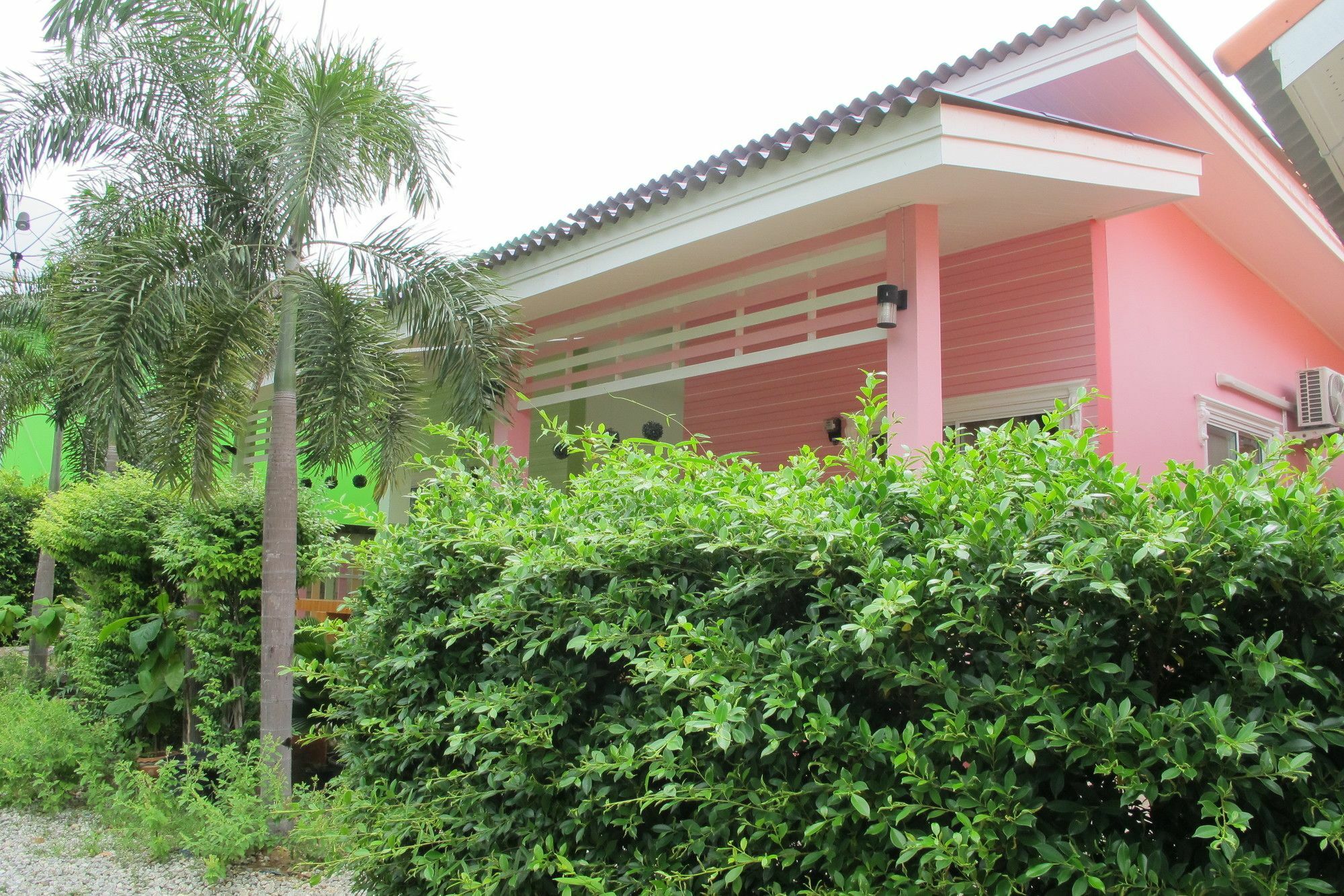 Thippawan Bungalow シーチャン島 エクステリア 写真