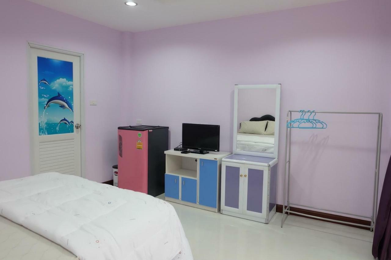 Thippawan Bungalow シーチャン島 エクステリア 写真